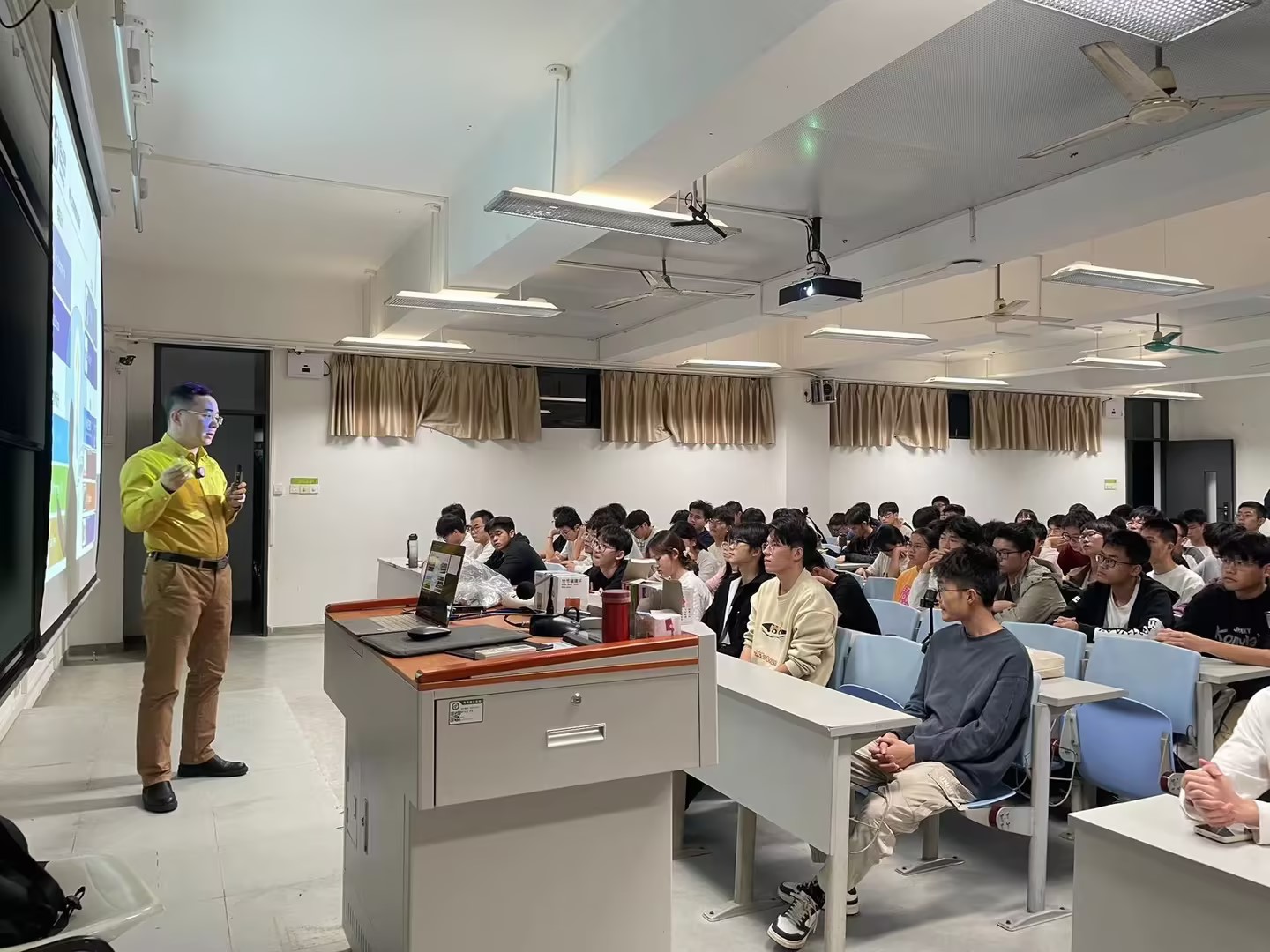 求职干货—G22恒峰科技CEO章慧谈“企业对工程师的素质要求”——2024.3.25